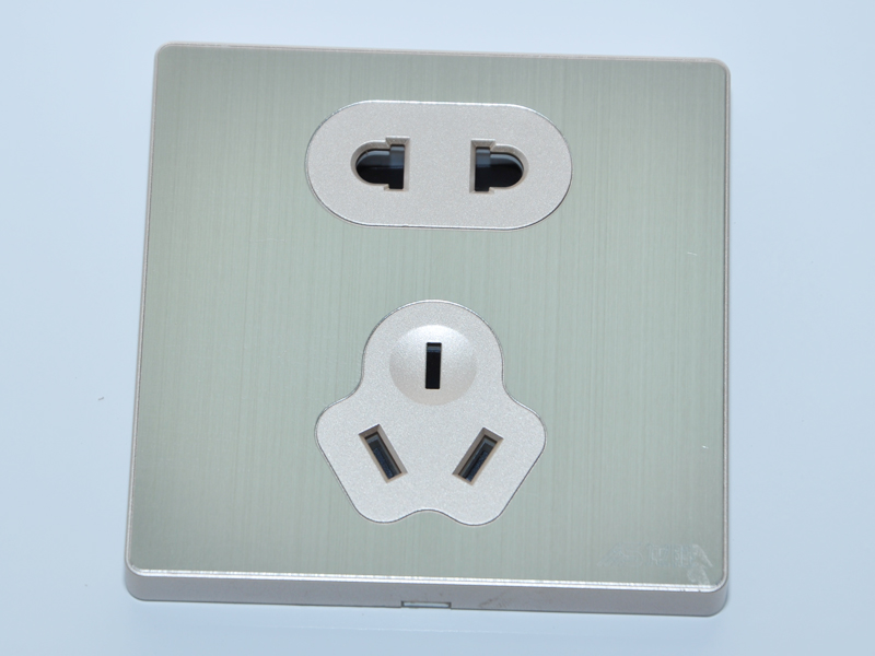 E66五孔插座